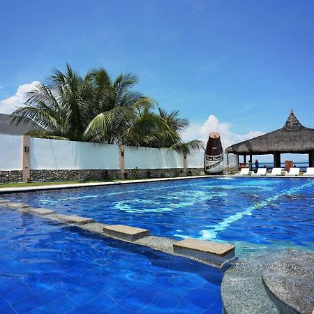 Club Hari Dive Resort Moalboal Exterior photo