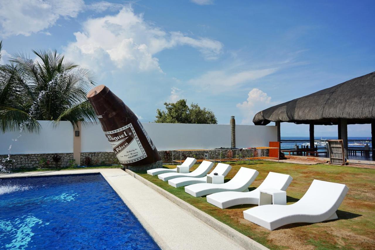 Club Hari Dive Resort Moalboal Exterior photo
